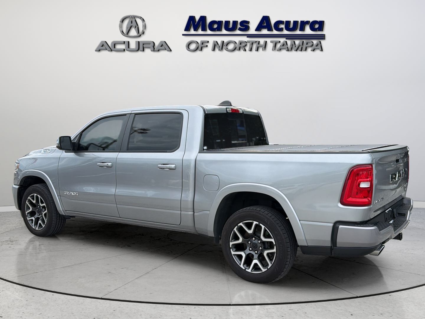 Used 2025 Silver Ram Laramie image 7