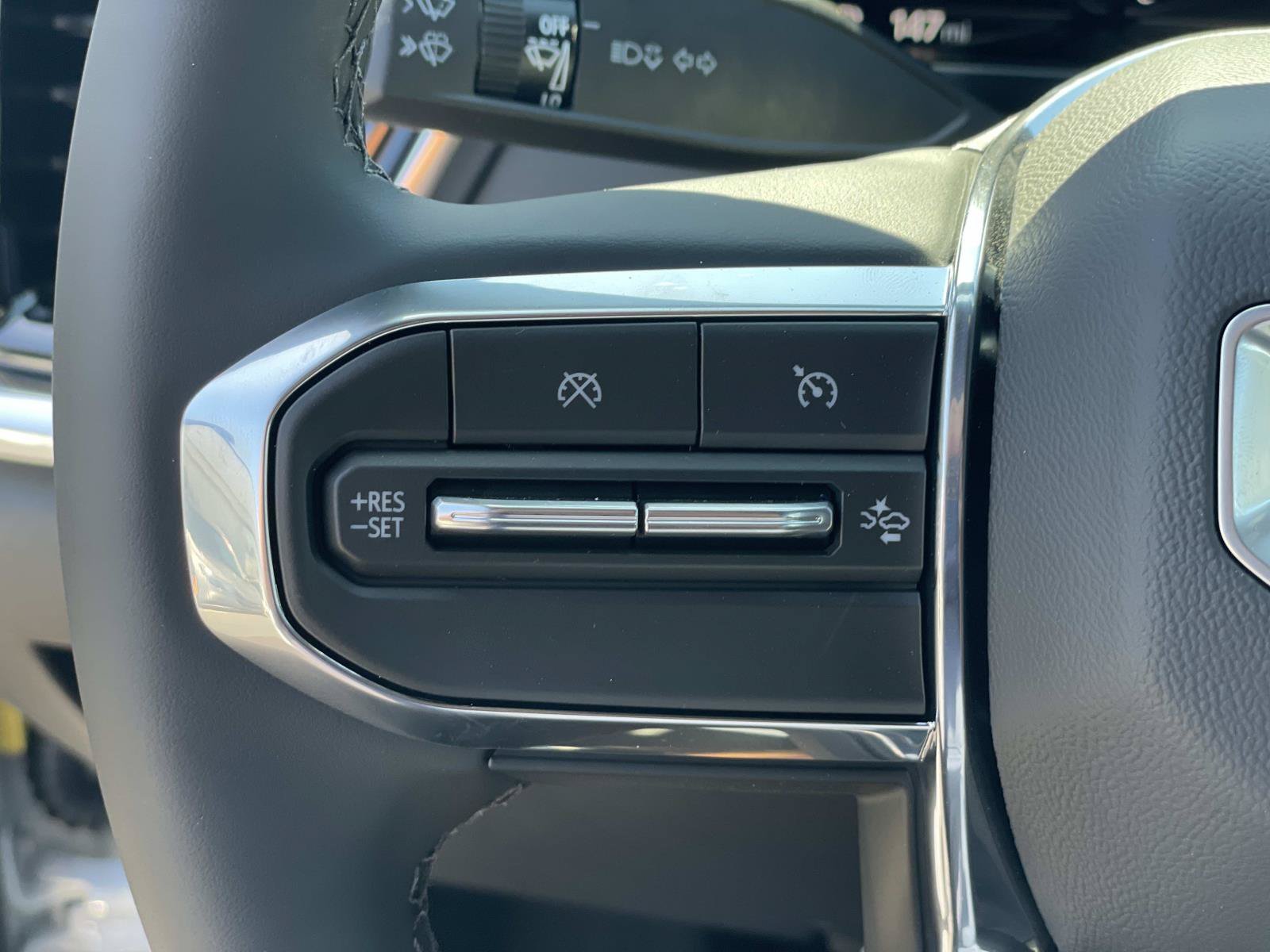New 2026 Summit White GMC Elevation image 11