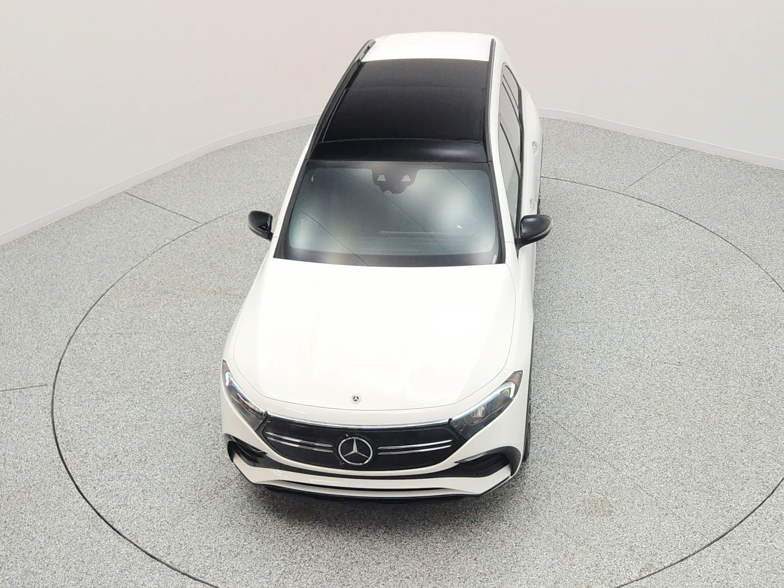 Used 2023 Polar White Mercedes-Benz EQB 300 4MATIC® SUV image 24