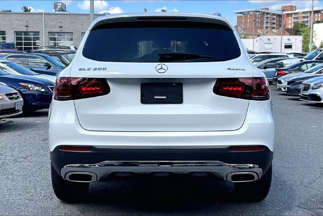 Certified Used 2022  Mercedes-Benz GLC 300 image 3