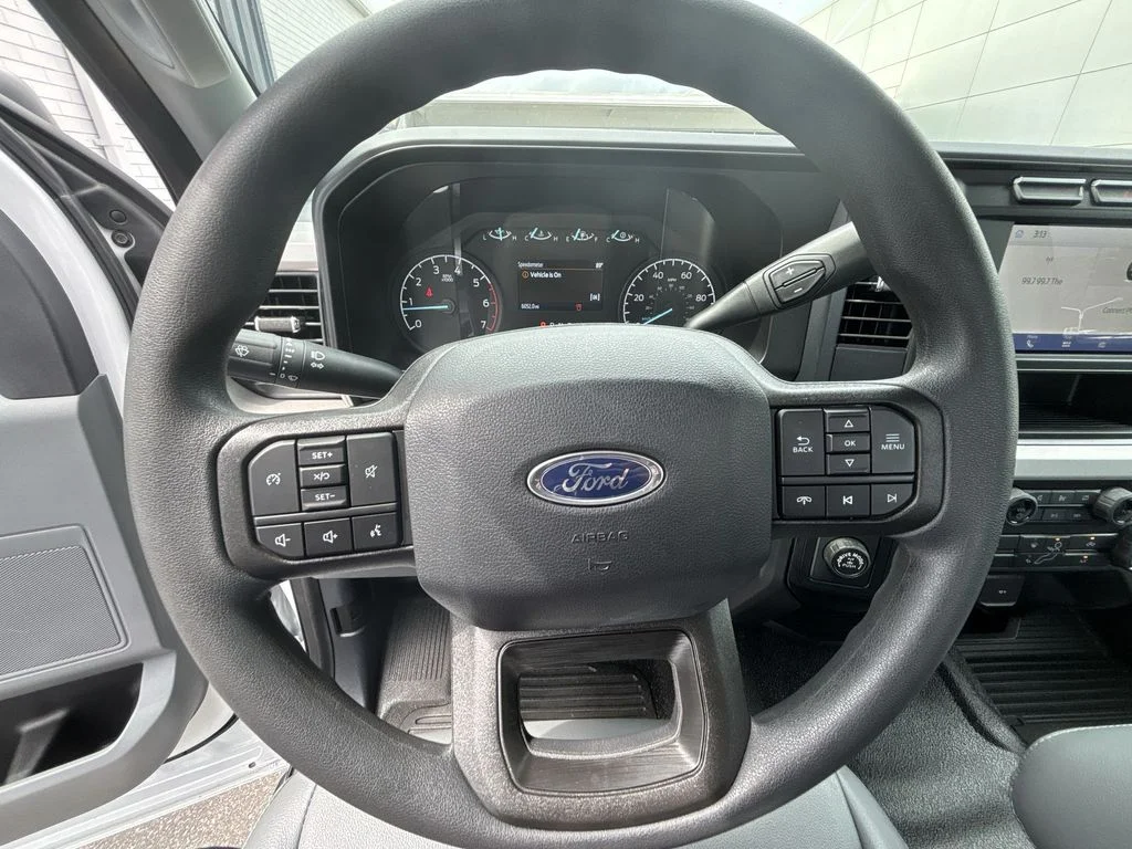 Used 2023 White Ford XL image 11