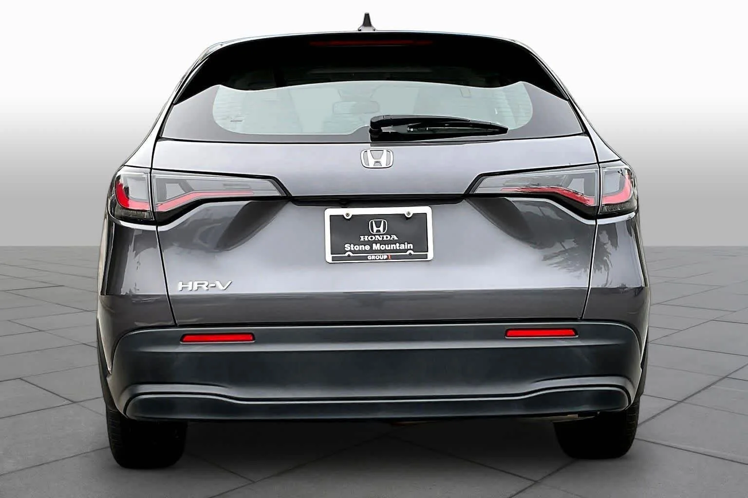 Used 2023 Modern Steel Metallic Honda LX image 4
