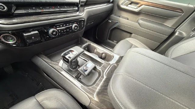 Used 2024 White Chevrolet RST image 15