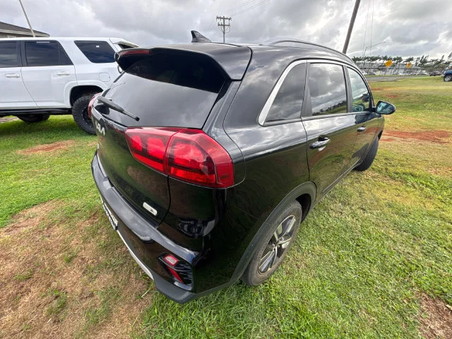 Certified Used 2022 Black Kia LXS image 7
