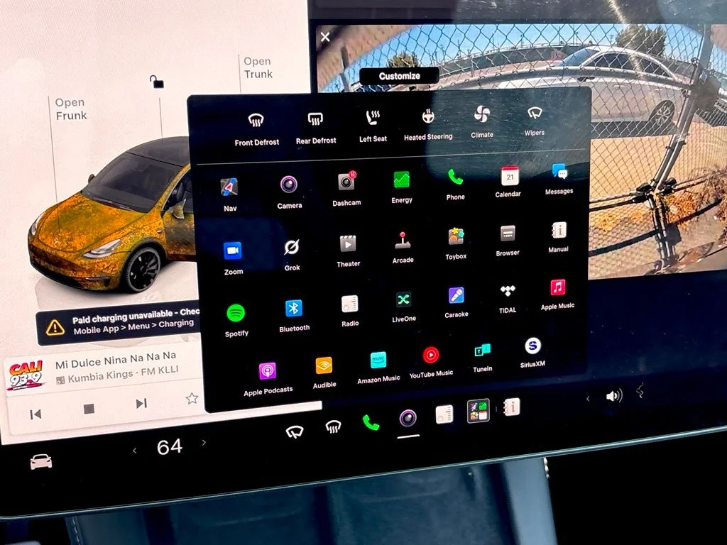 Used 2022  Tesla Performance image 18