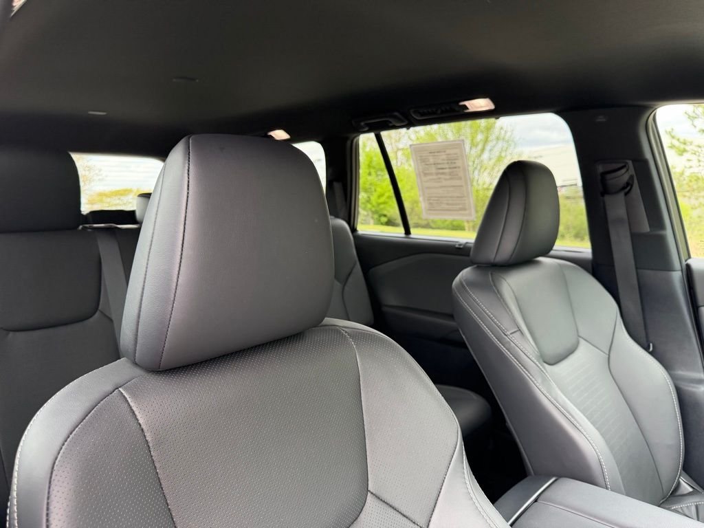 2025 Lexus TX Base - Photo 14