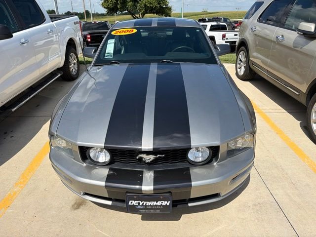 Used 2008 Ford Mustang GT Premium with VIN 1ZVHT82H285105887 for sale in Indianola, IA