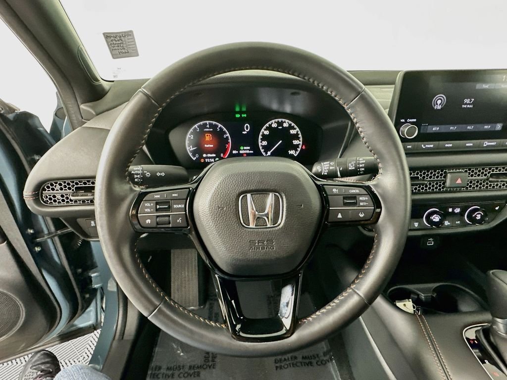 Used 2025  Honda Sport image 12