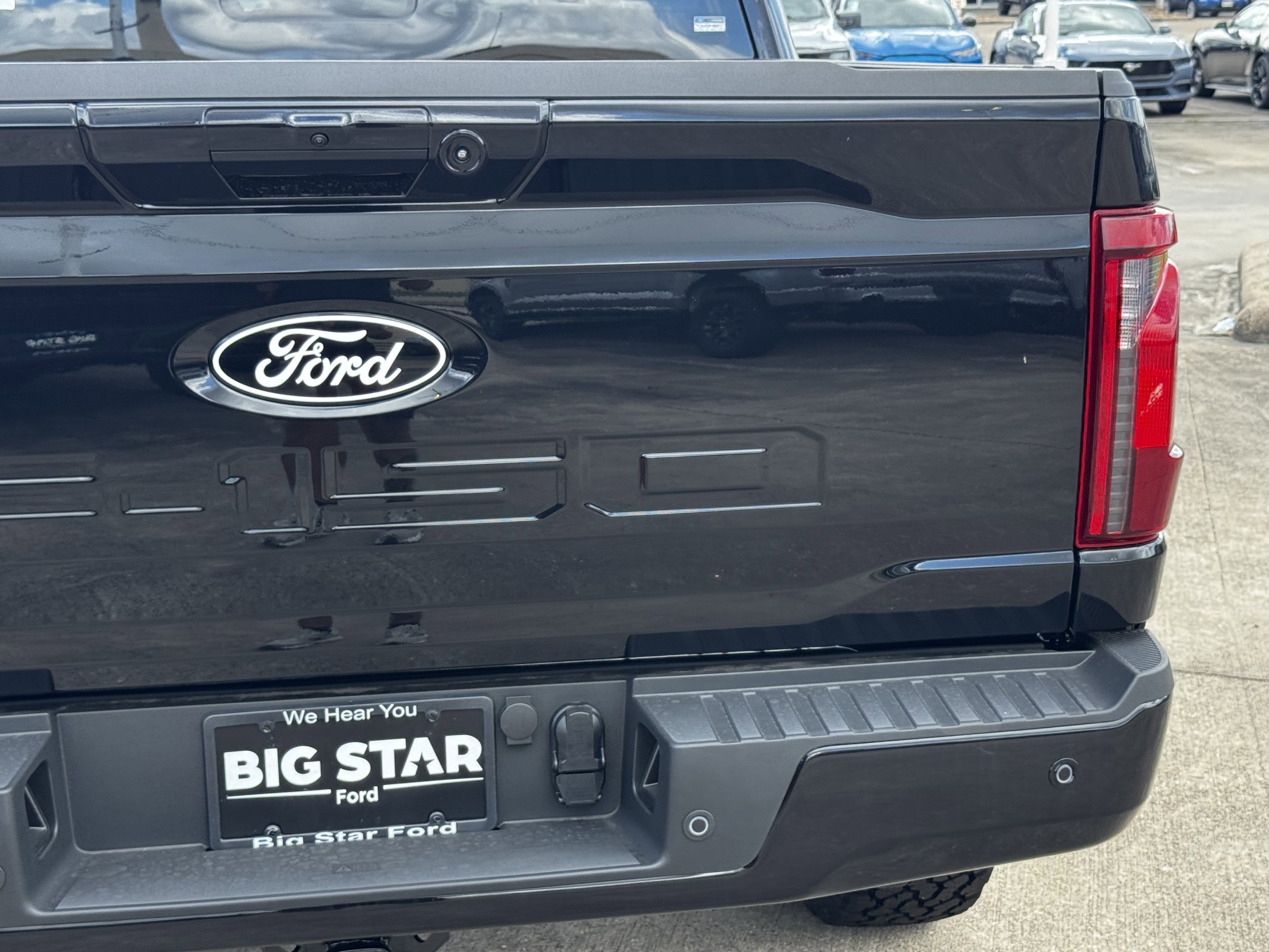 New 2026 Agate Black Metallic Ford XLT image 9