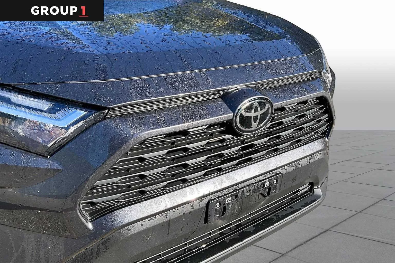 2025 Toyota RAV4 LE - Photo 31