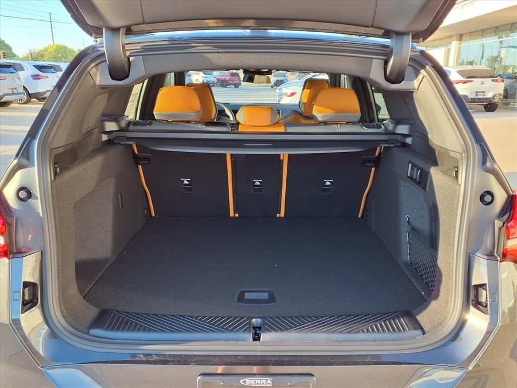 2026 BMW X3 30 - Photo 11