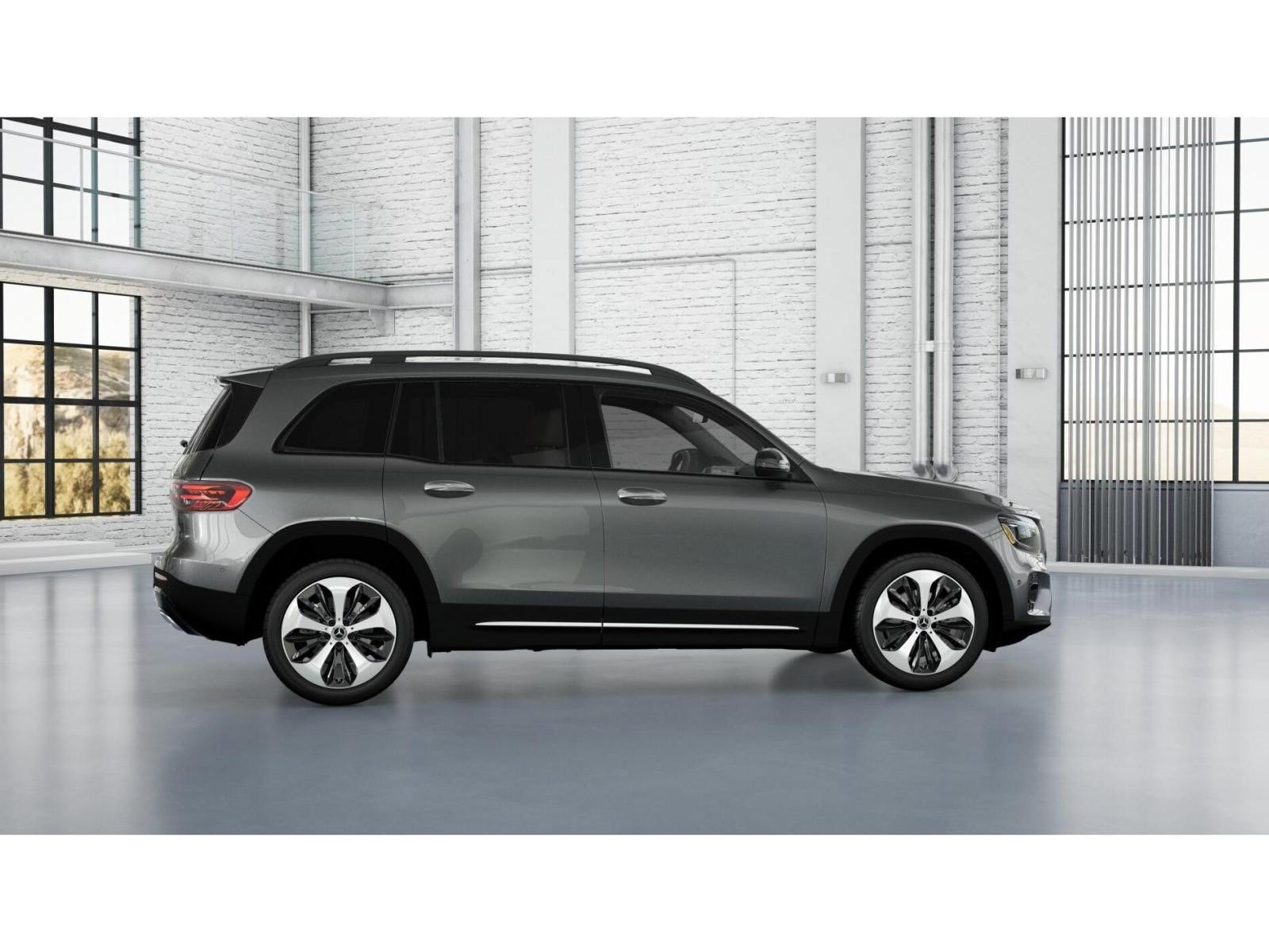 New 2026 Mountain Grey Metallic Mercedes-Benz GLB 250 4D Sport Utility image 18
