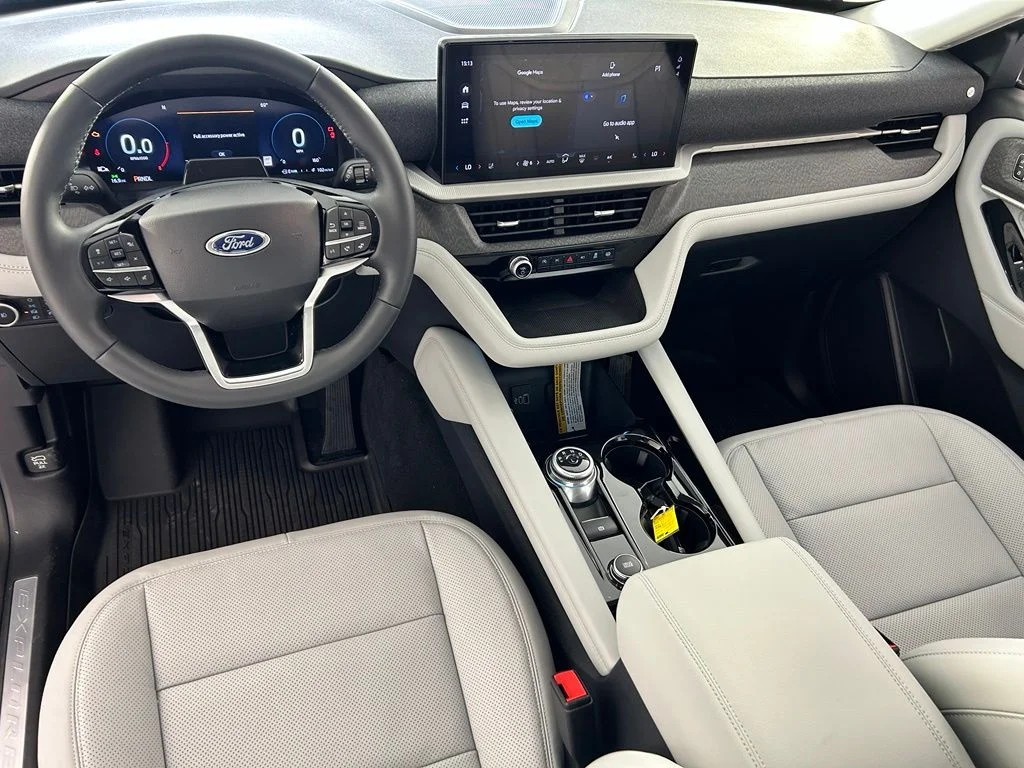 New 2026 Carbonized Gray Metallic Ford Platinum™ image 15