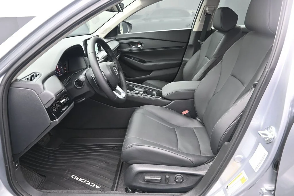 2026 Honda Accord Hybrid Touring - Photo 14