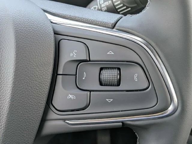 New 2026 Summit White Buick Preferred image 26