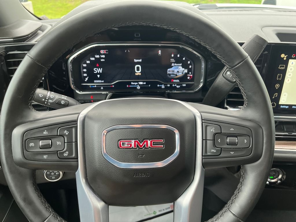 Certified Used 2024 White GMC Elevation image 15