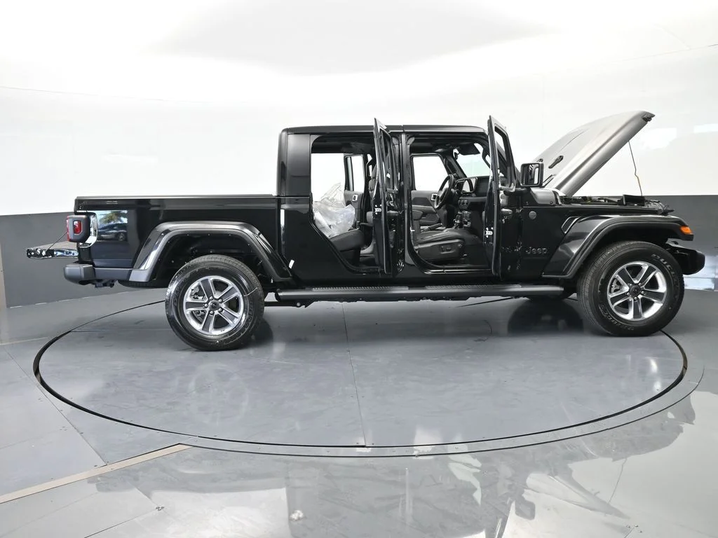 Used 2024 Black Clearcoat Jeep Sport S image 73