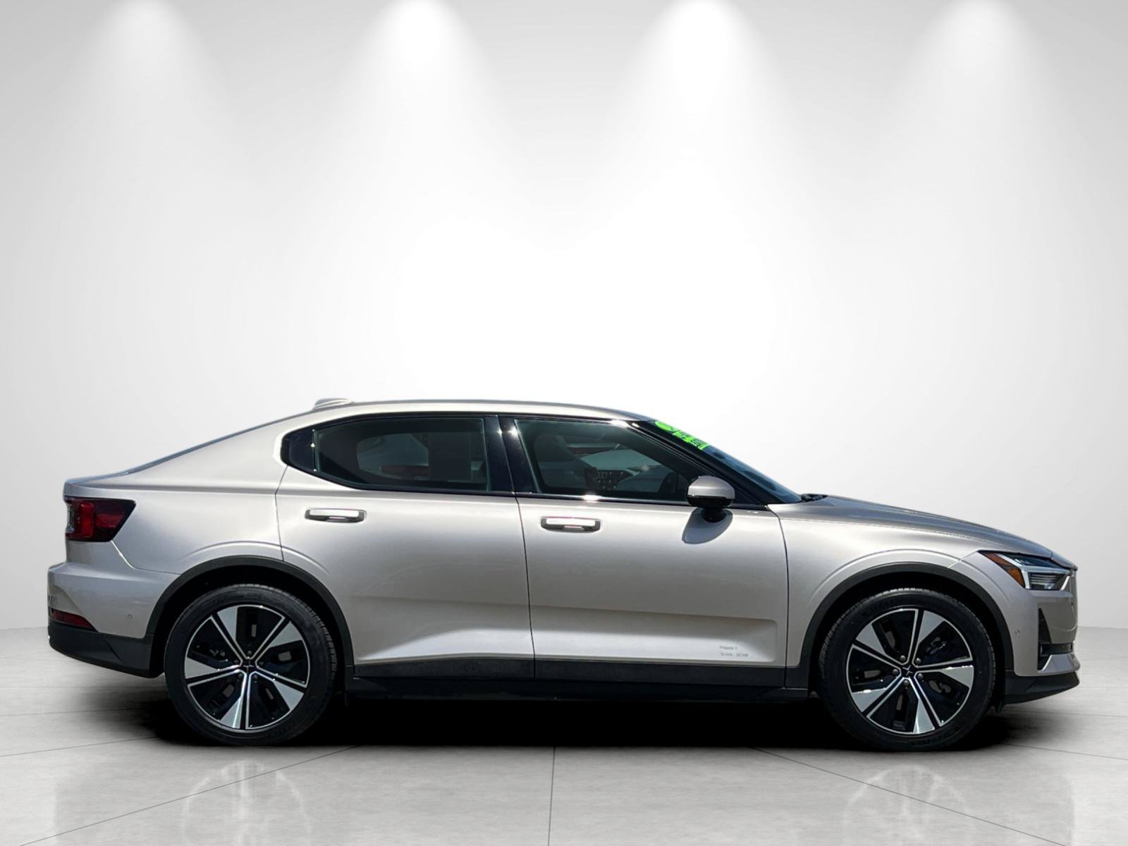 Used 2024 GOLD Polestar Long Range Dual Motor image 6