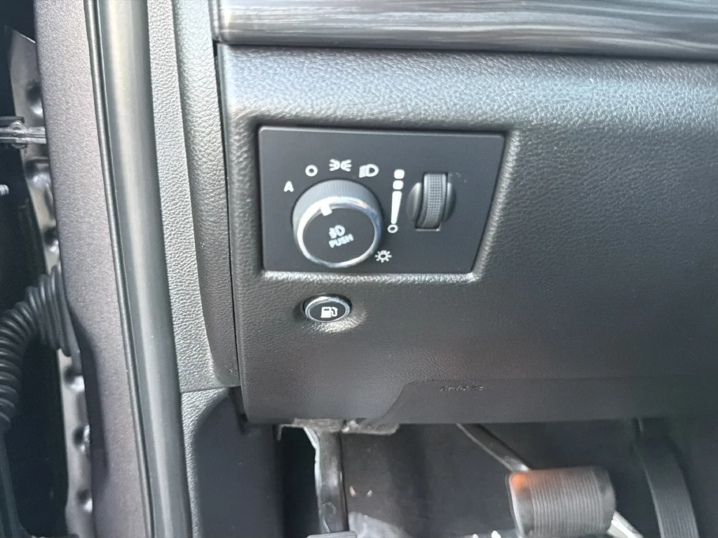 Used 2021 Gray Jeep Laredo X image 22