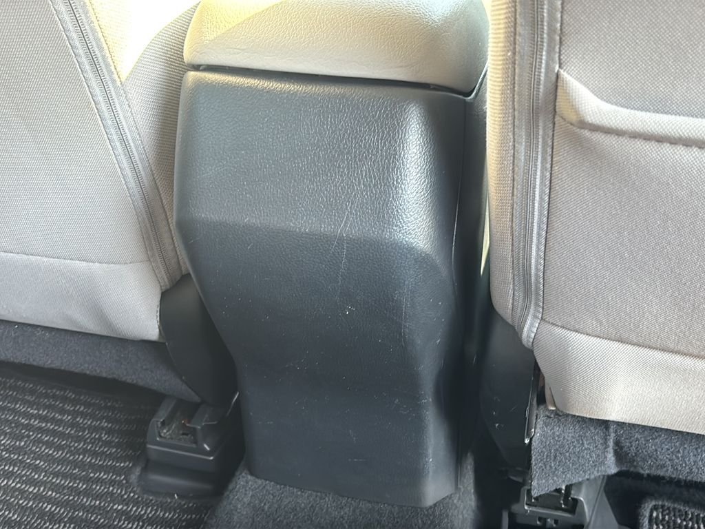 Used 2018 Quartz Blue Pearl Subaru 2.5i Premium image 43