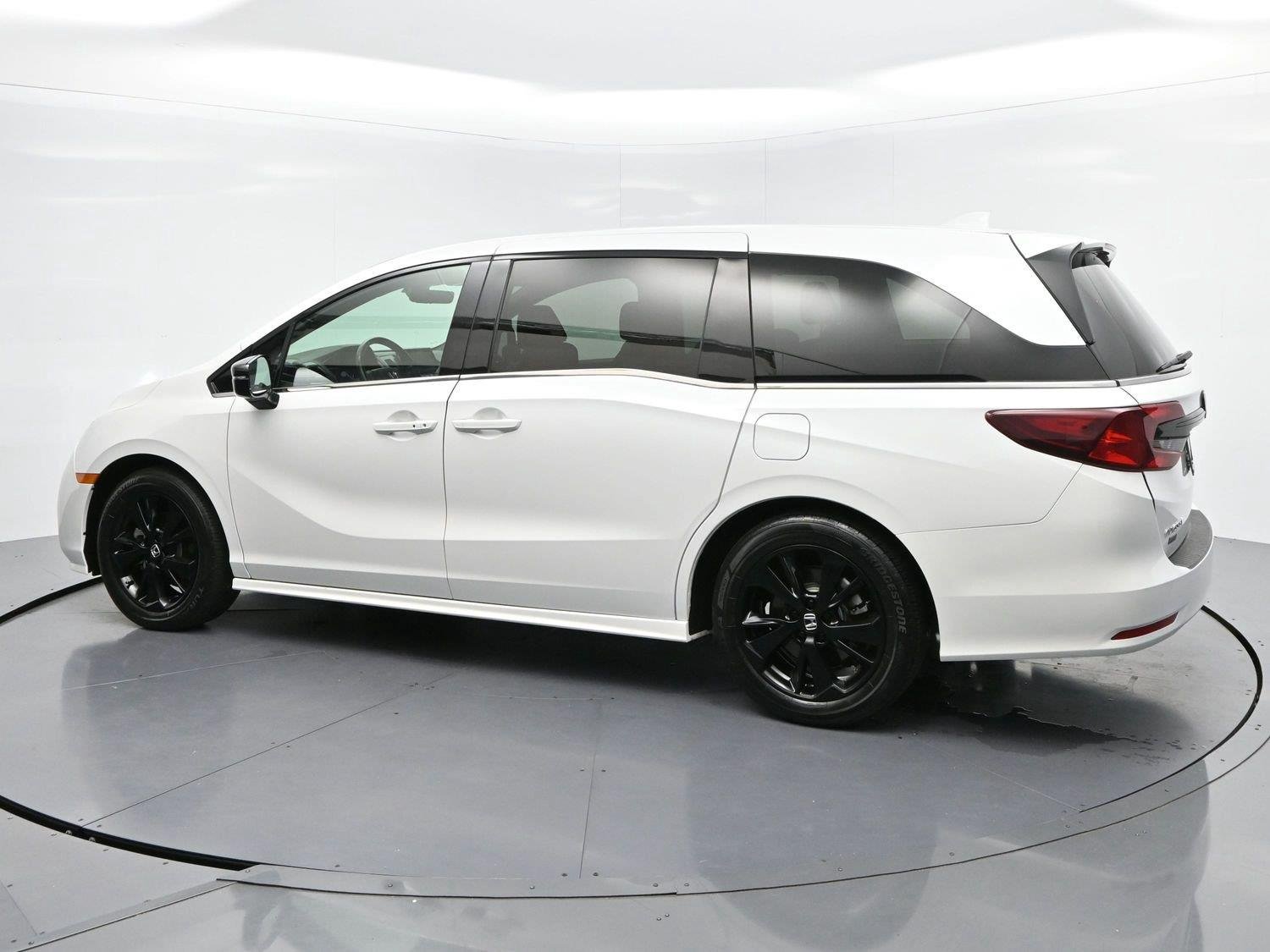 Used 2024 White Honda Sport image 5