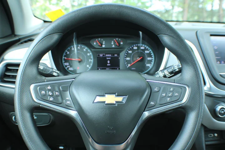 Used 2024 Summit White Chevrolet LS image 7