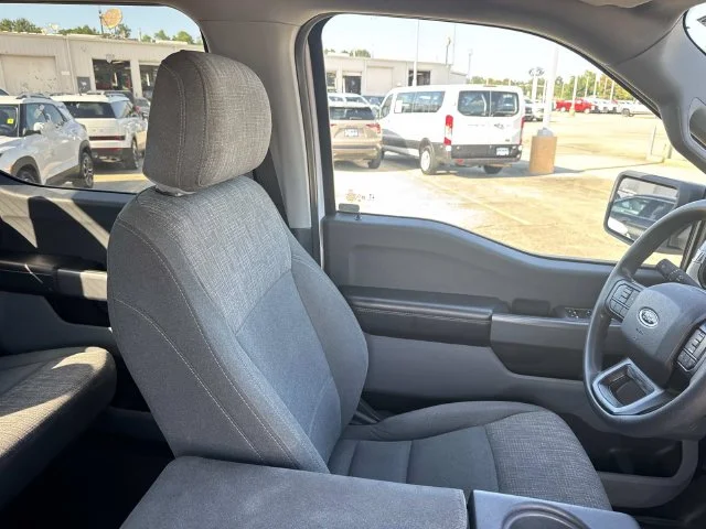 Used 2021 White Ford XLT image 34