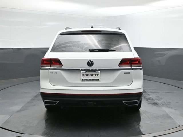 Used 2022 White Volkswagen 3.6L V6 SE w/Technology image 5