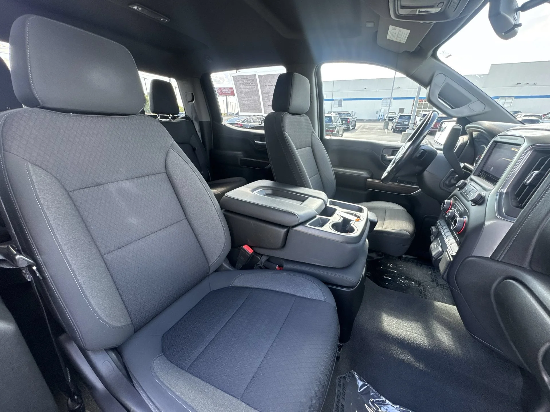 2021 Chevrolet Silverado 1500 RST - Photo 24