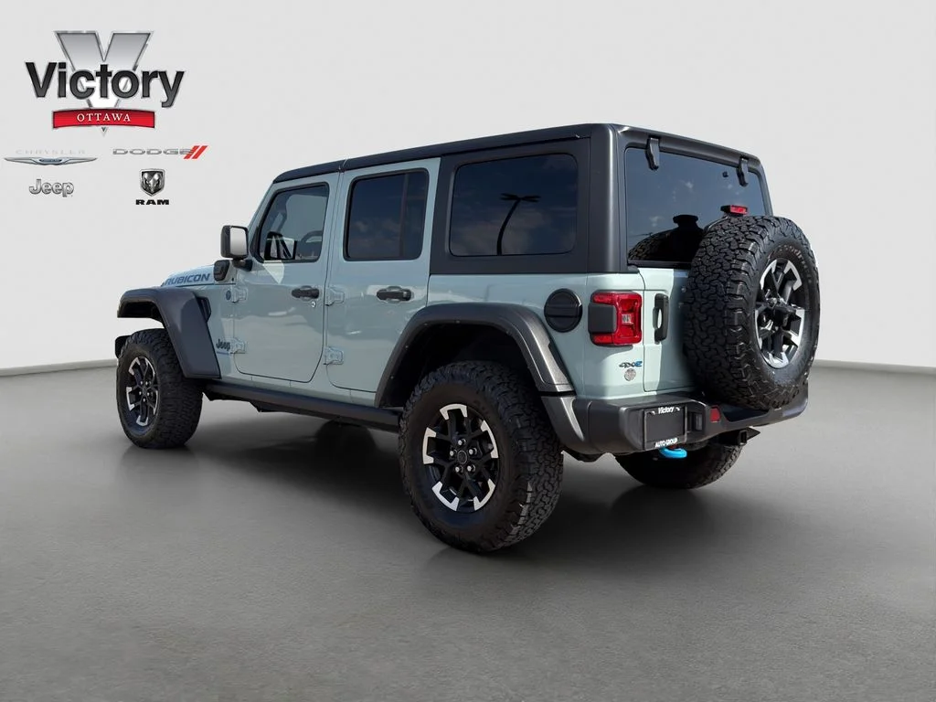 Used 2024 Gray Jeep Rubicon 4xe image 4