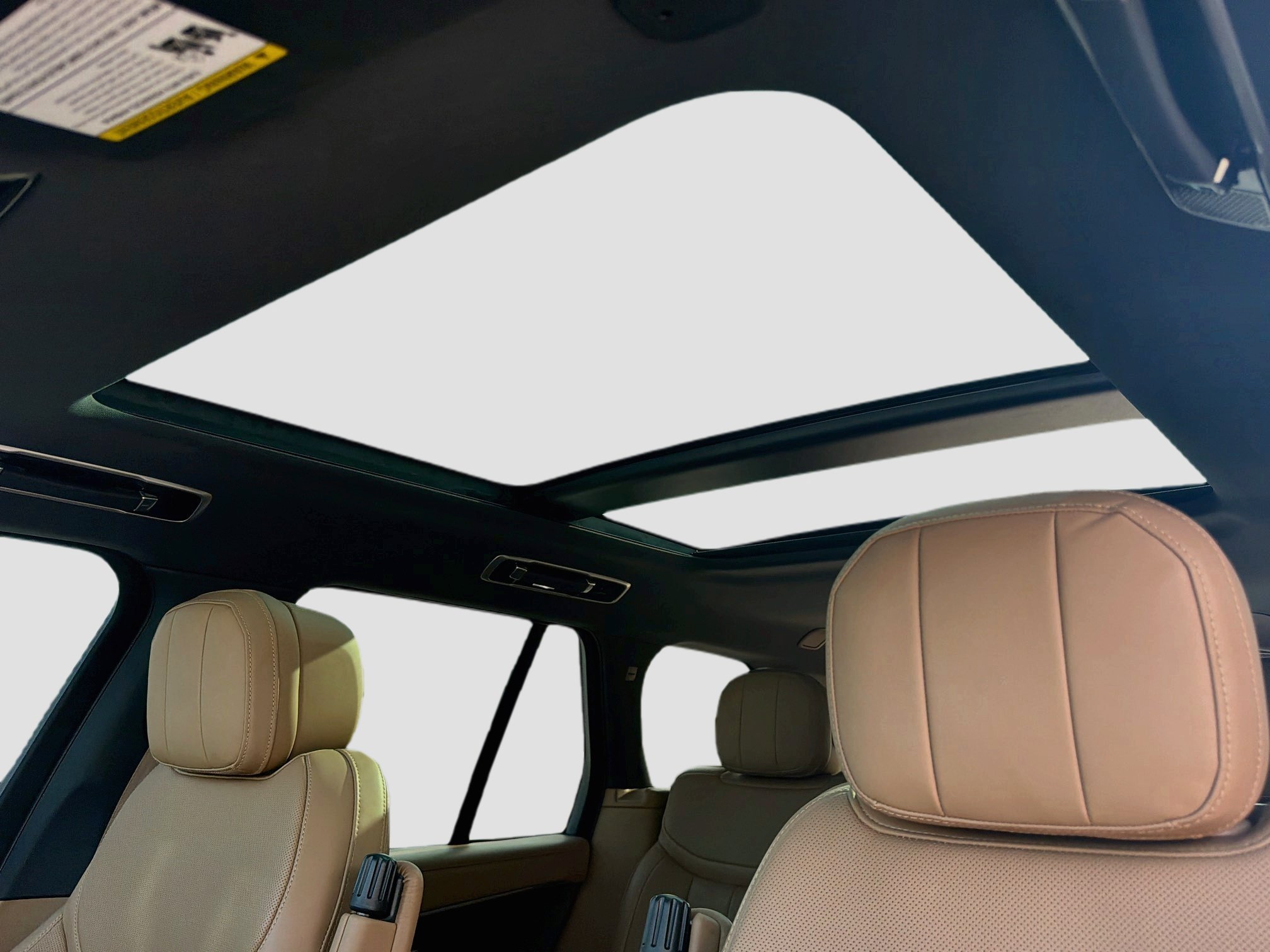 Used 2025 Gray Land Rover SE image 28