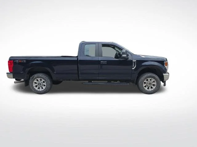 Used 2022 Blue Metallic Ford  image 4
