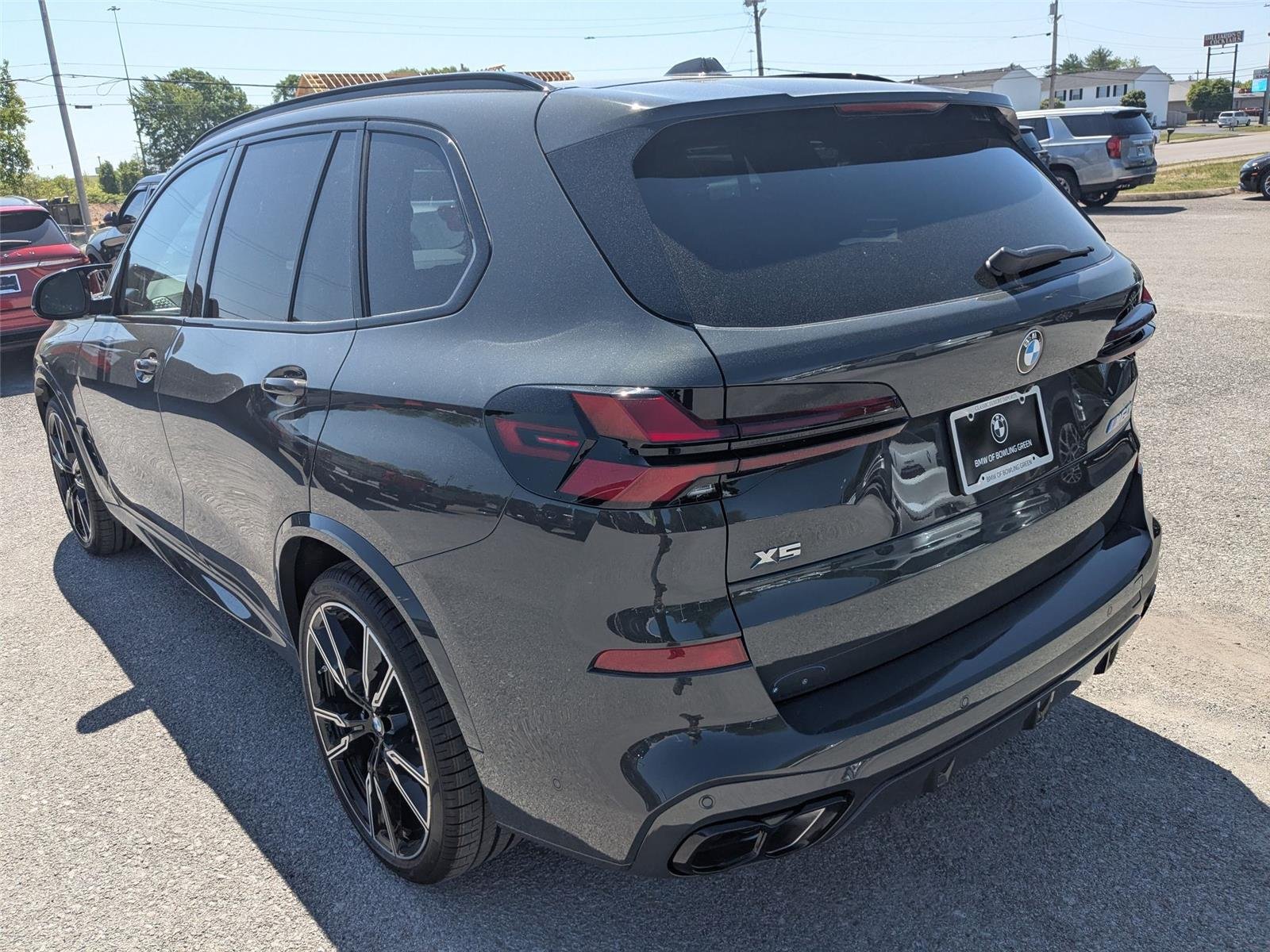 New 2026 Dravit Grey Metallic BMW M60i image 7