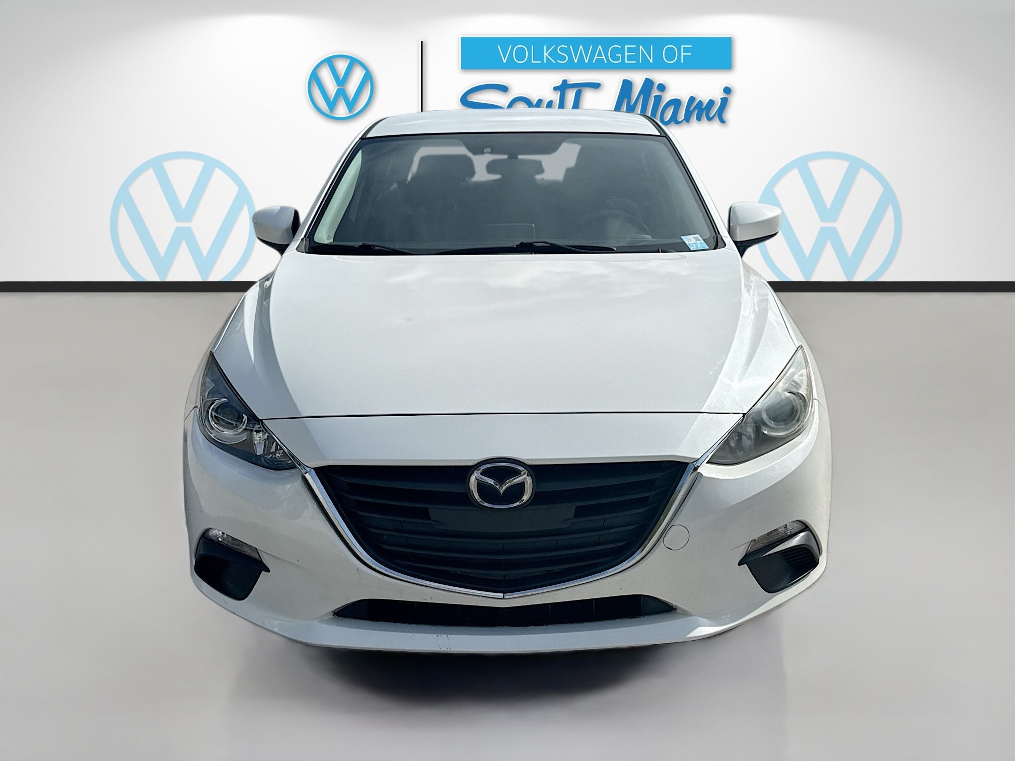 Used 2016 Snowflake White Pearl Mica Mazda i Sport image 2