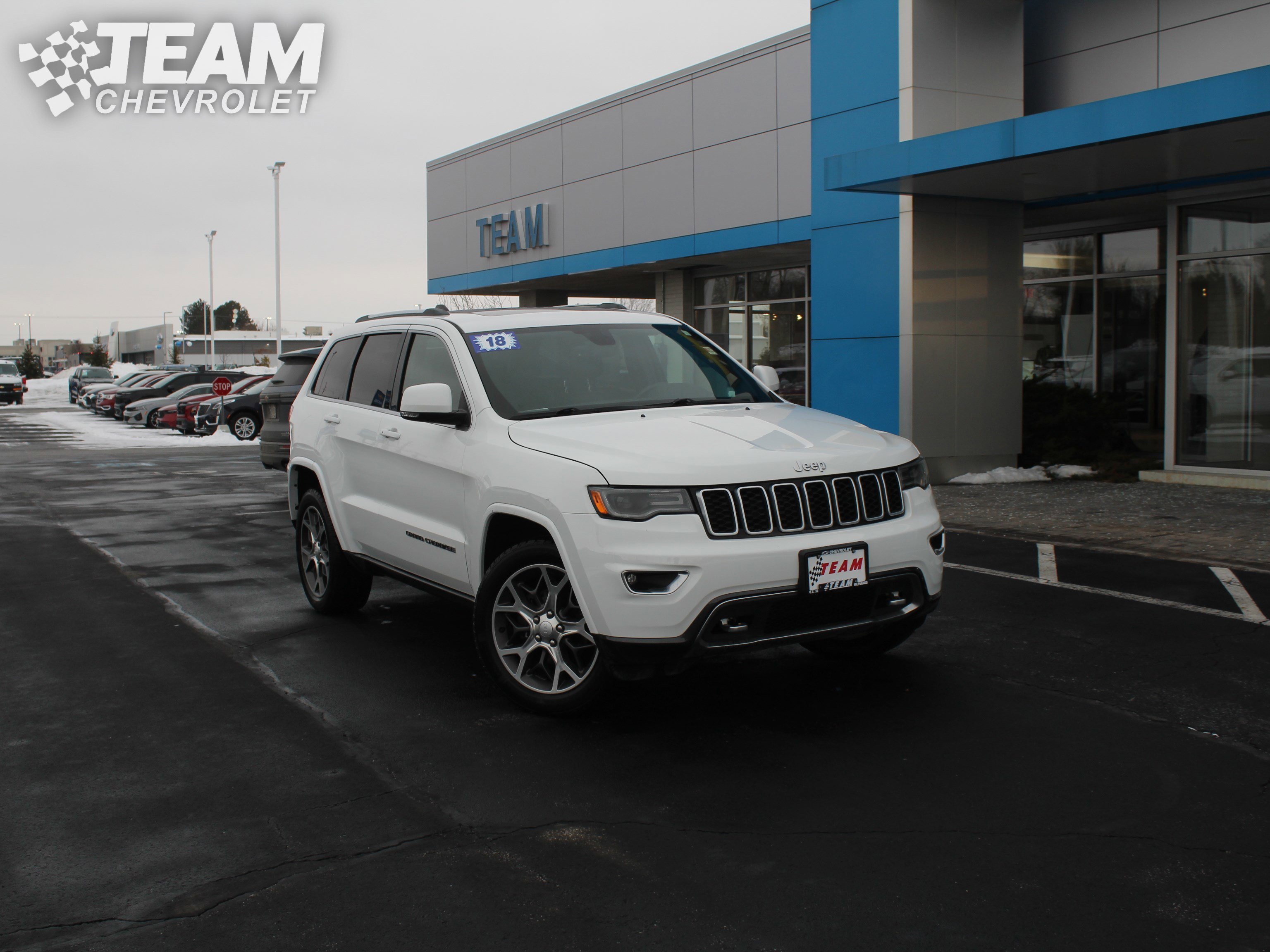 Used 2018 Jeep Grand Cherokee Limited Sterling Edition with VIN 1C4RJFBG5JC162644 for sale in Valparaiso, IN