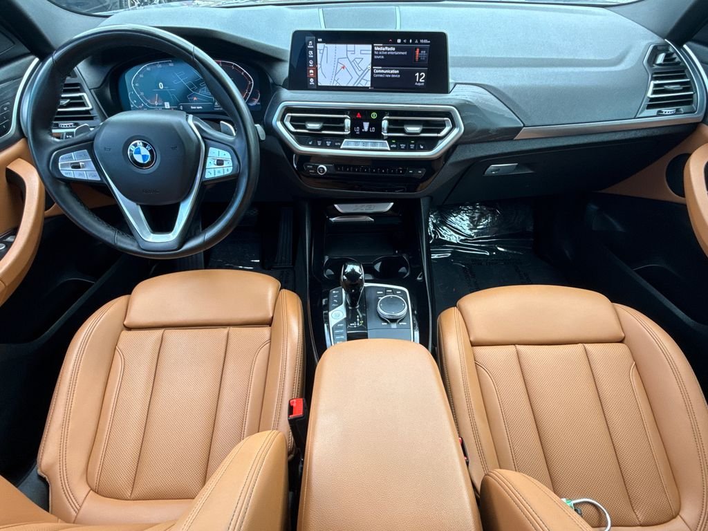 Used 2024 Phytonic Blue Metallic BMW xDrive30i image 19