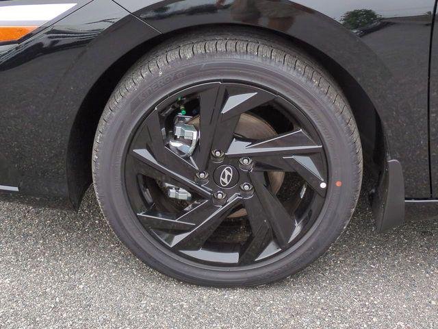 New 2026 Black Hyundai SEL Sport image 11