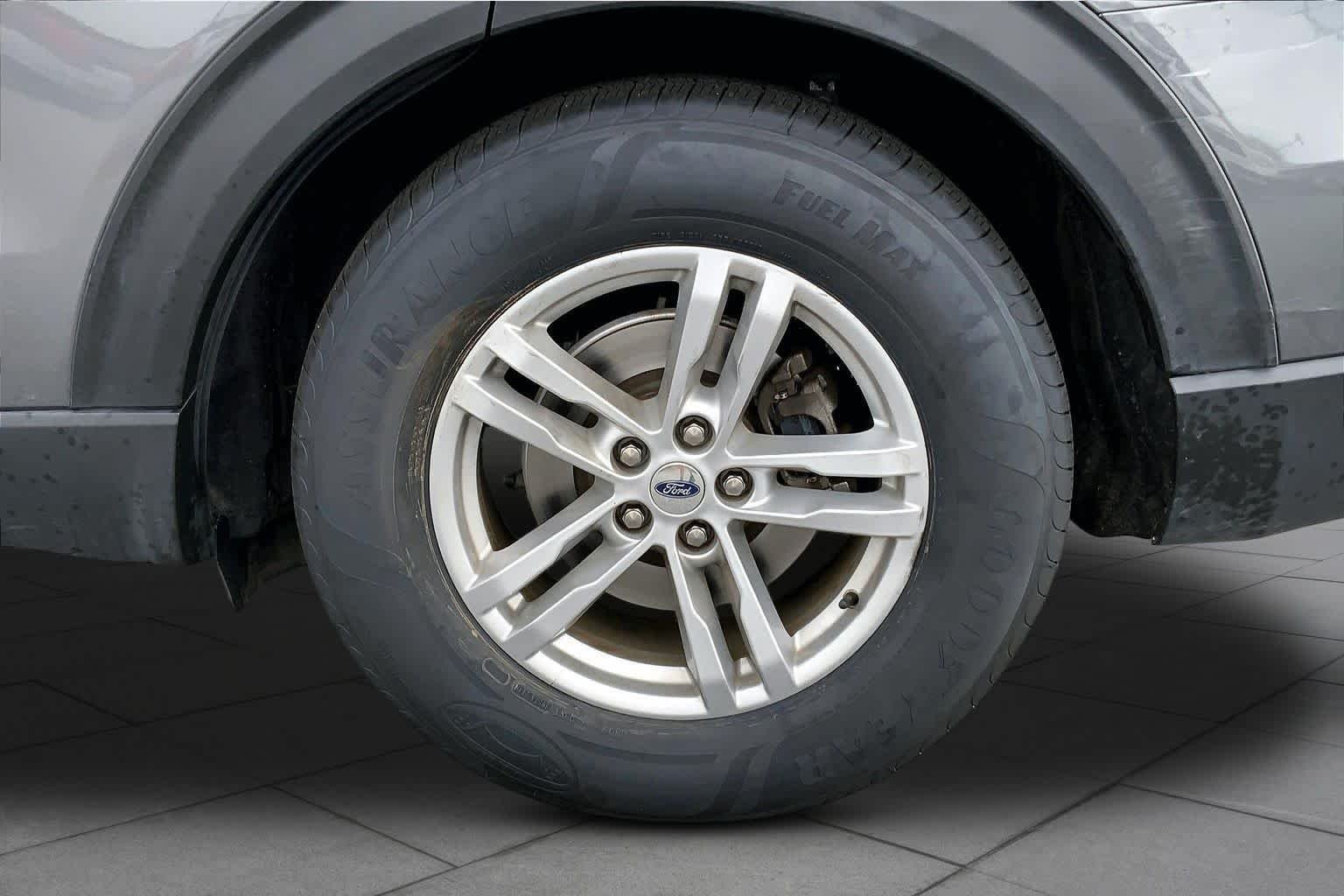Used 2021 Carbonized Gray Metallic Ford XLT image 11