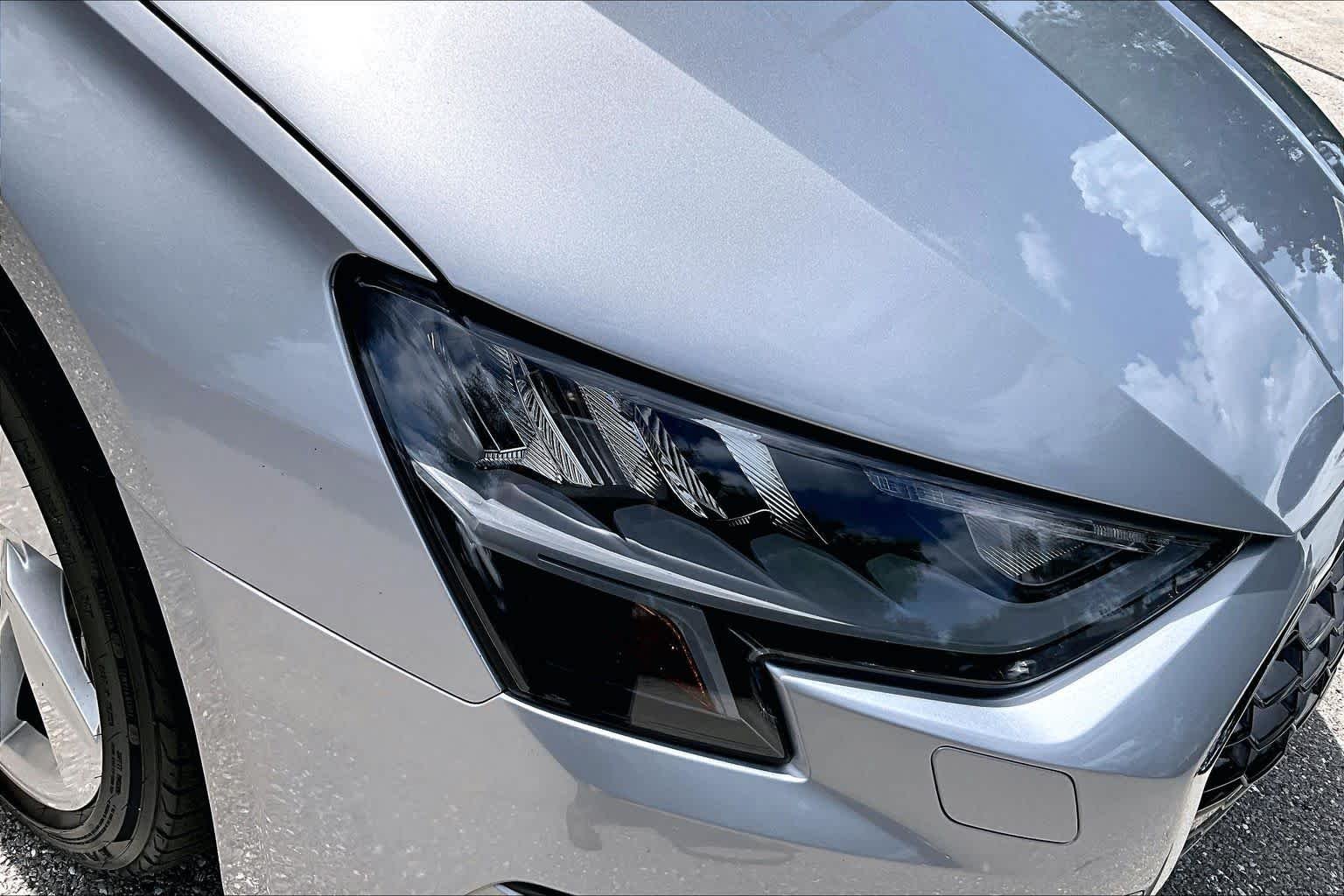 Used 2022 Florett Silver Metallic Audi Premium image 28