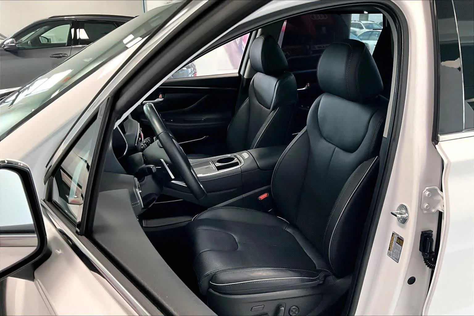 Used 2023 Serenity White Pearl Hyundai Limited image 10
