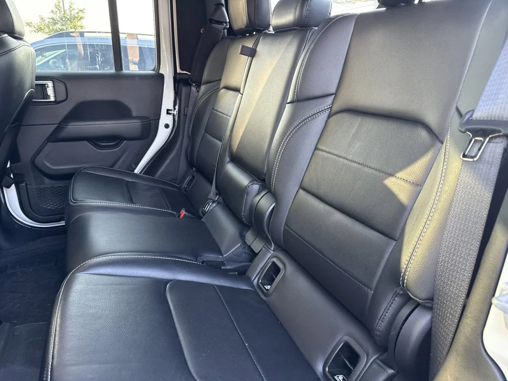 Used 2022 Bright White Clearcoat Jeep Overland image 11
