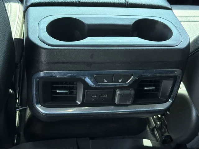 Used 2020 White GMC Denali image 18