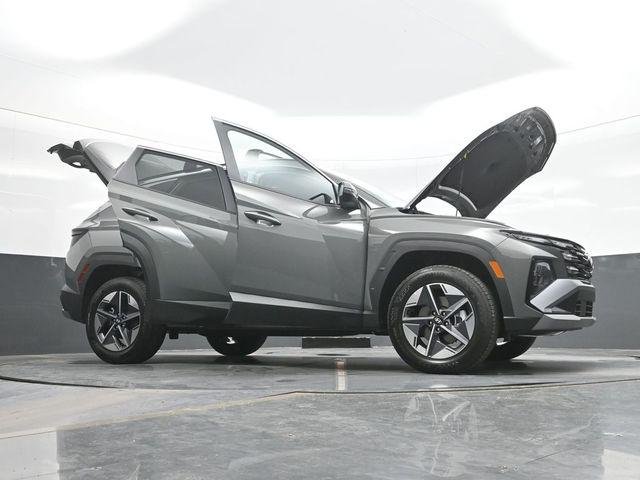 New 2026 Gray Hyundai SEL Premium AWD image 31