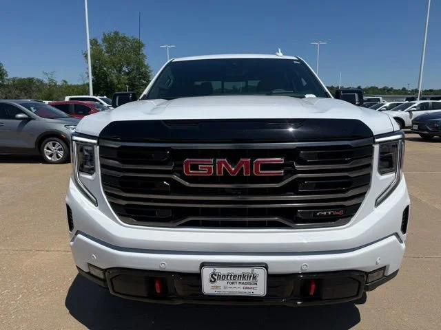 2026 GMC Sierra 1500 AT4 - Photo 9