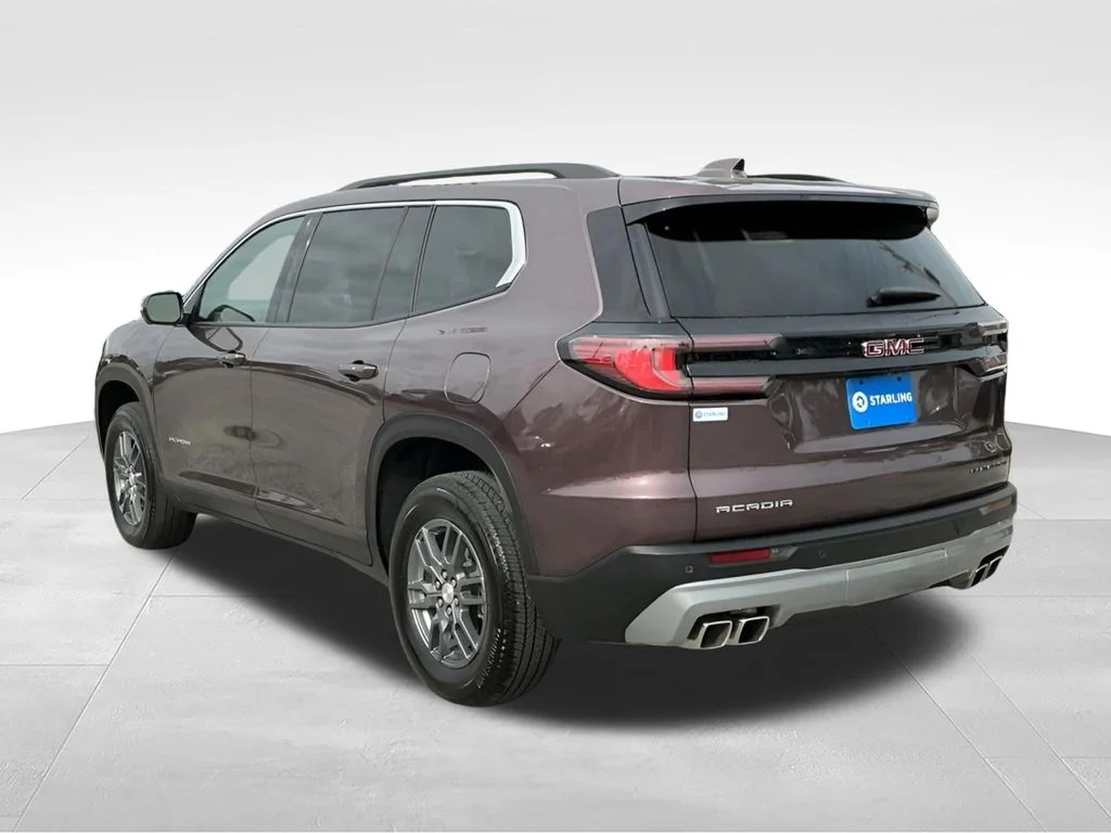 Used 2025 Brown GMC Elevation image 5