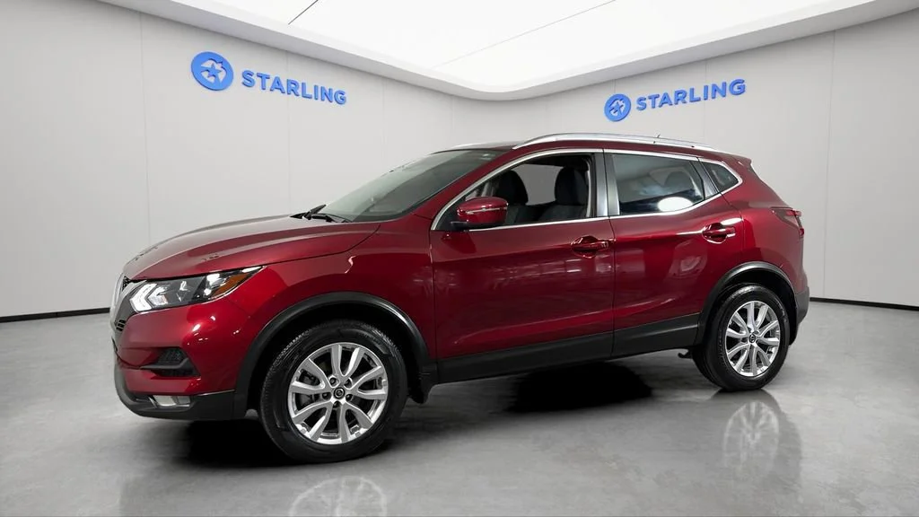 Used 2022 Red Nissan SV AWD Xtronic CVT image 2