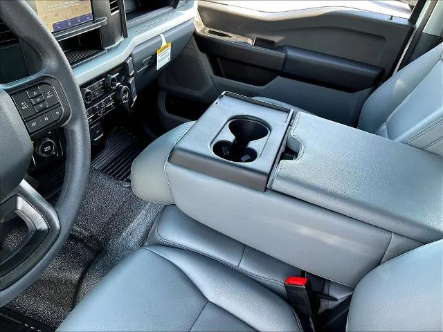 New 2026 Oxford White Ford F-450® XL image 66