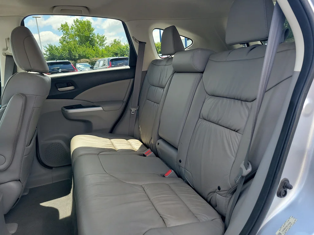 Used 2014 Alabaster Silver Metallic Honda EX-L image 10