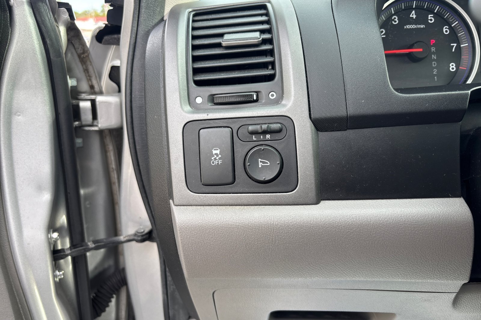 Used 2011  Honda EX image 31