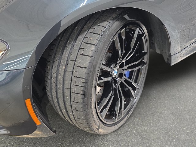 Used 2020 Singapore Gray Metallic BMW Competition image 30